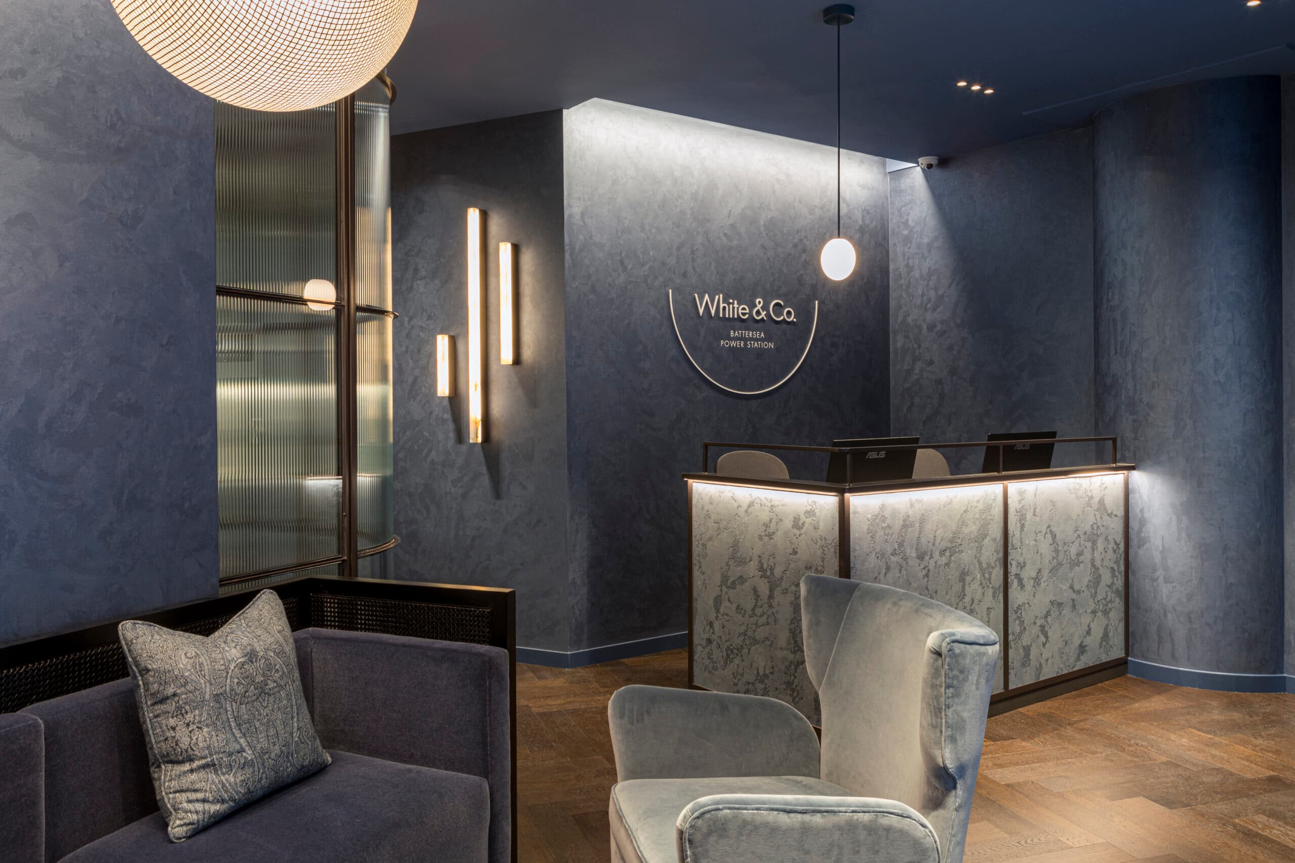 White & Co — Perlata